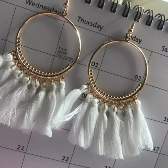 White & Gold Drop Dangle Earrings! - Picture 2 of 5